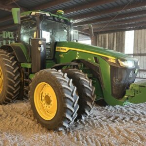 8R 410 TRACTOR for sale in knysna, south africa