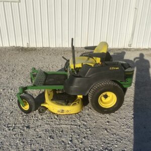 John Deere Z445 for sale in upington, south africa