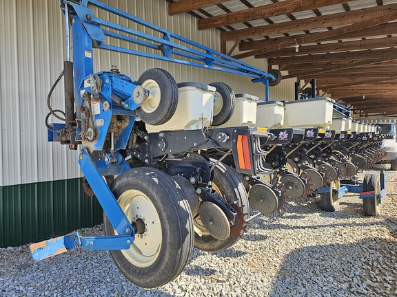 John Deere 16 Row. AGRISALES SOUTH AFRICA